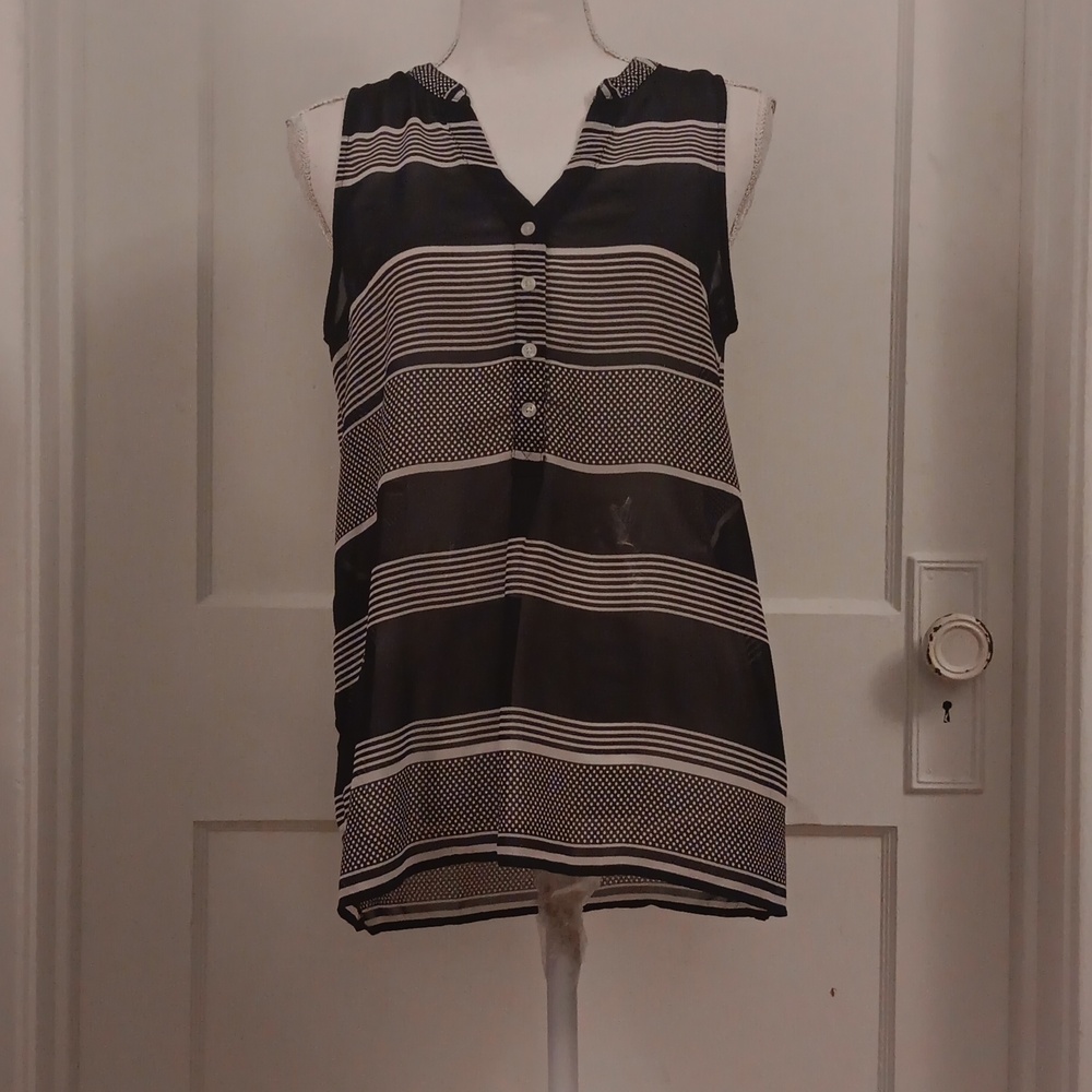 GAP Scheer navy and white tank - Picture 1 of 2